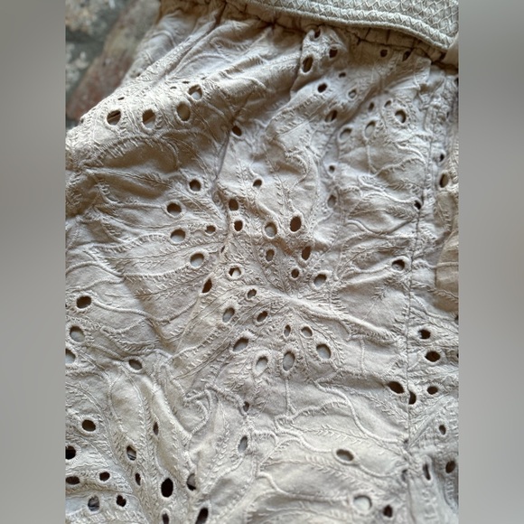 AQUABLU Carrington Eyelett Shorts High Waisted - Picture 7 of 8